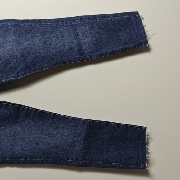 GOOD AMERICAN Good Legs Skinny Jeans Ankle Cut Off Jeans Size 4/ 27 - Picture 2 of 16